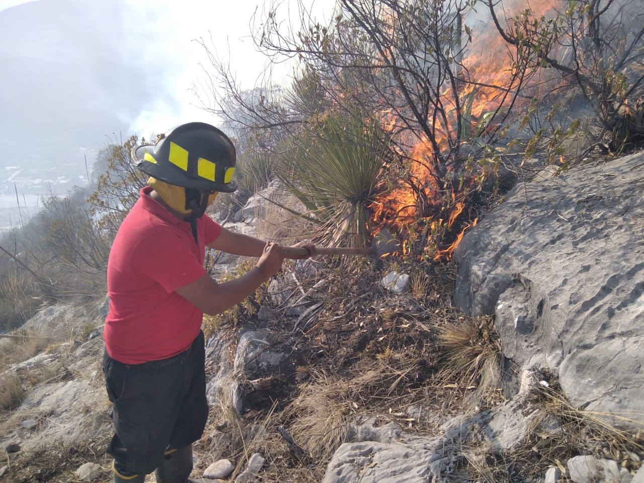Controlan incendio en ranchería de Mixquiahuala Hidalgo 