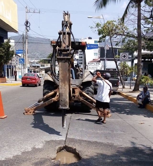 Atiende y repara Capama fugas de agua en Acapulco 