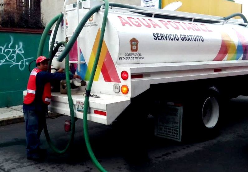 La CAEM reporta que con el operativo por el COVID-19 se ha suministrado agua potable con camiones cisterna a 23 municipios