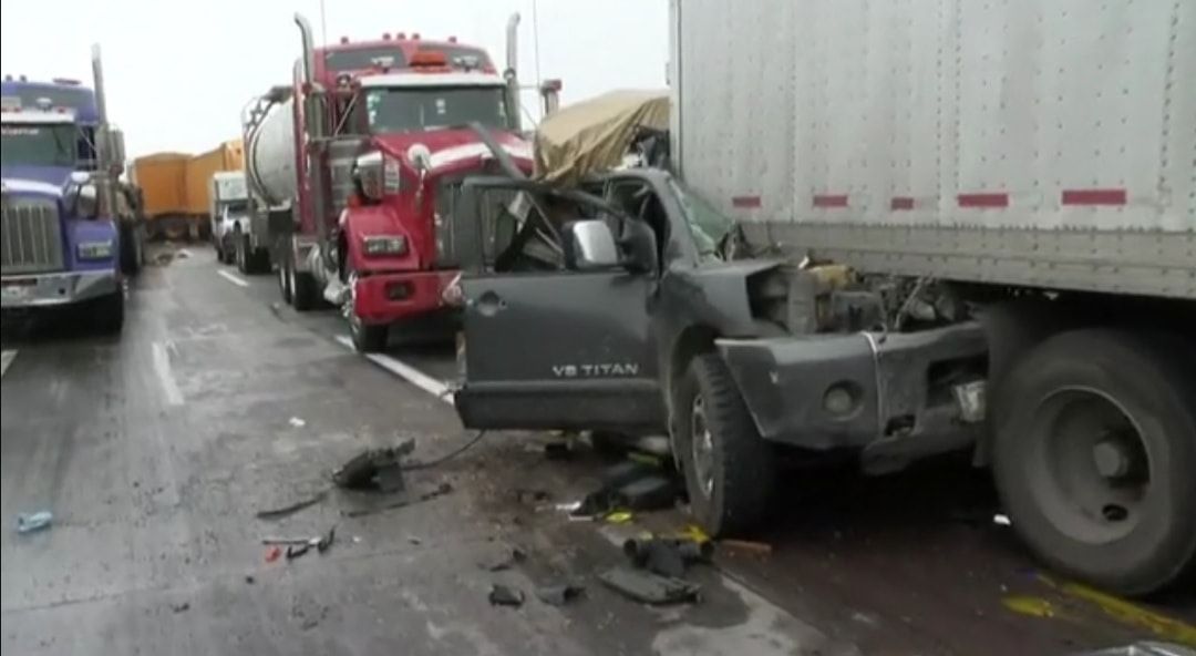 Carambola en la autopista Monterrey-Saltillo deja 2 muertos