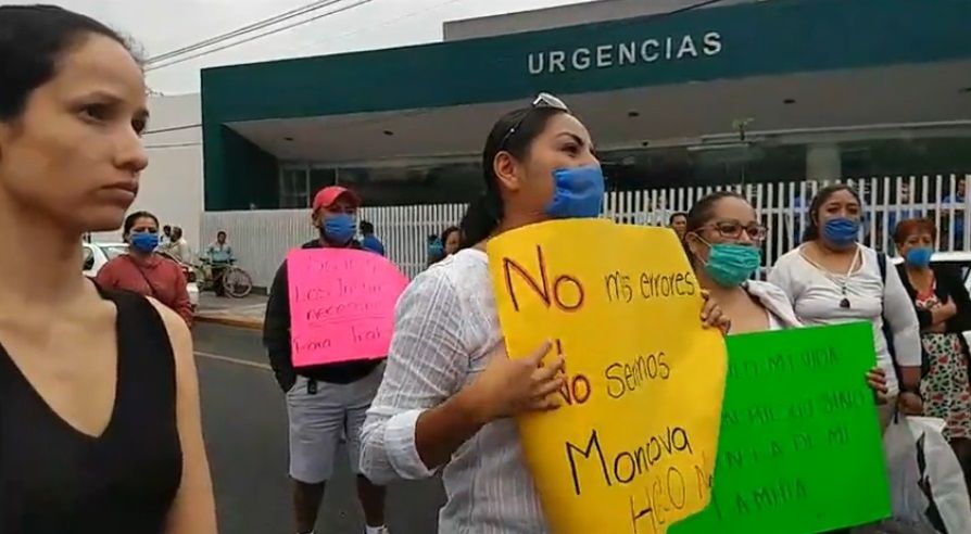 En Orizaba, se manifiestan enfermeros del IMSS por falta de material; Exigen mayor protección.
