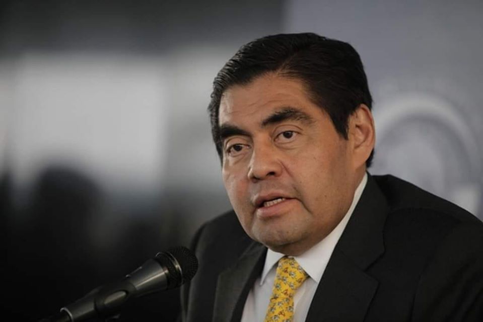 Afirma gobernador Barbosa que: "Puebla ya está en fase 3 de coronavirus"