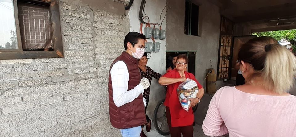 Alcalde Rodrigo Ruíz recorrió hogares vulnerables
