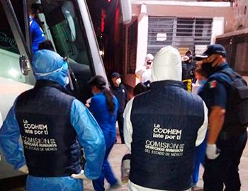 La CDHEM observa adecuado traslado de 78 internas del penal de Cuautitlán al de Neza Sur