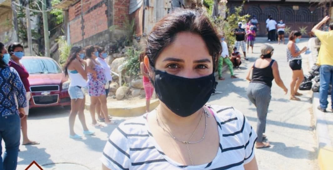 Visita Yoloczin Domínguez a colonos de Acapulco; entrega apoyos alimenticios por pandemia 
