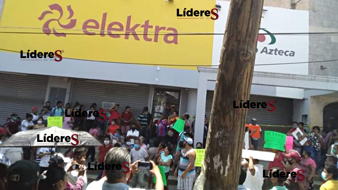 Comerciantes de Huejutla exigen cierre de tienda Elektra
