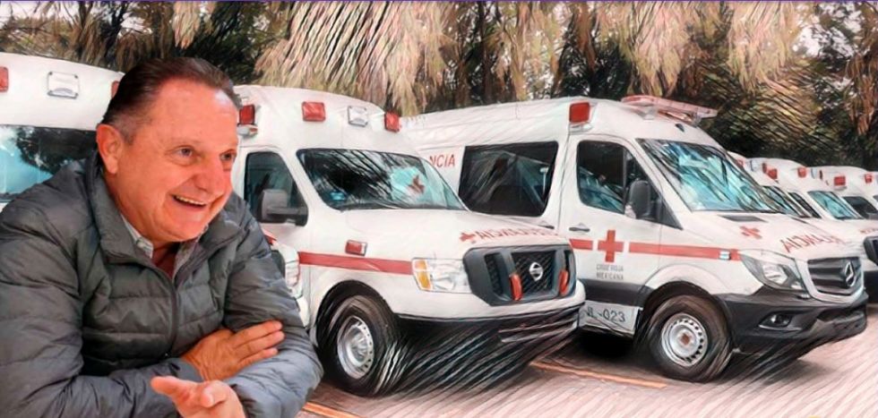 Retuvo Cruz Roja Hidalgo ambulancias donadas porque querían ceremonia con besamanos