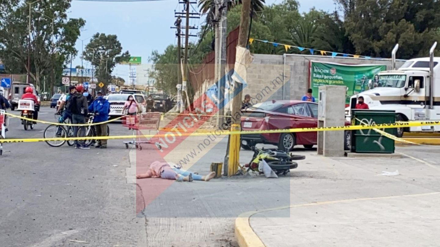 Joven mujer muere al chocar en su motocicleta sobre Texcoco-Los Reyes