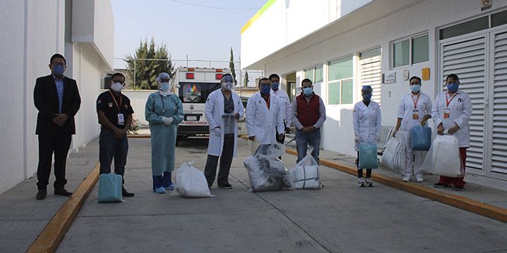 Gobierno municipal entrega insumos a clinica del ISSEMyM