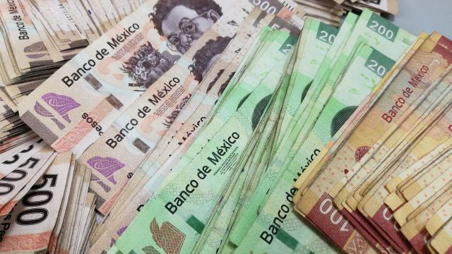 México tiene más billetes y monedas que nunca durante la pandemia

