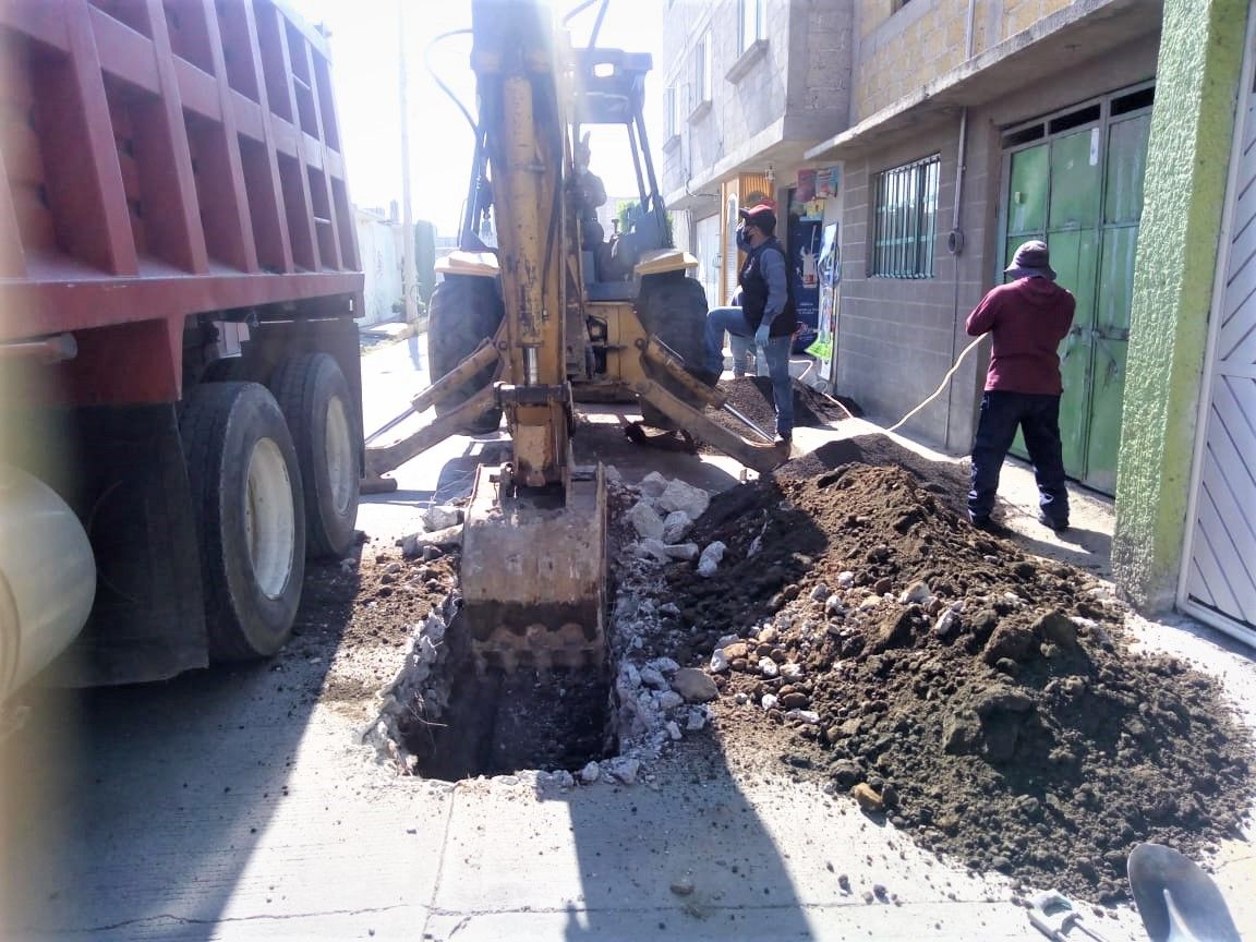 #En Chimalhuacán ODAPAS rehabilita sistema de drenaje en Acuitlapilco