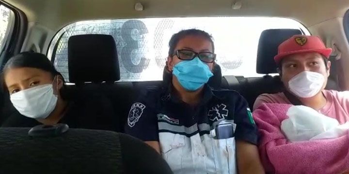 Policías atienden parto fortuito en Chimalhuacan