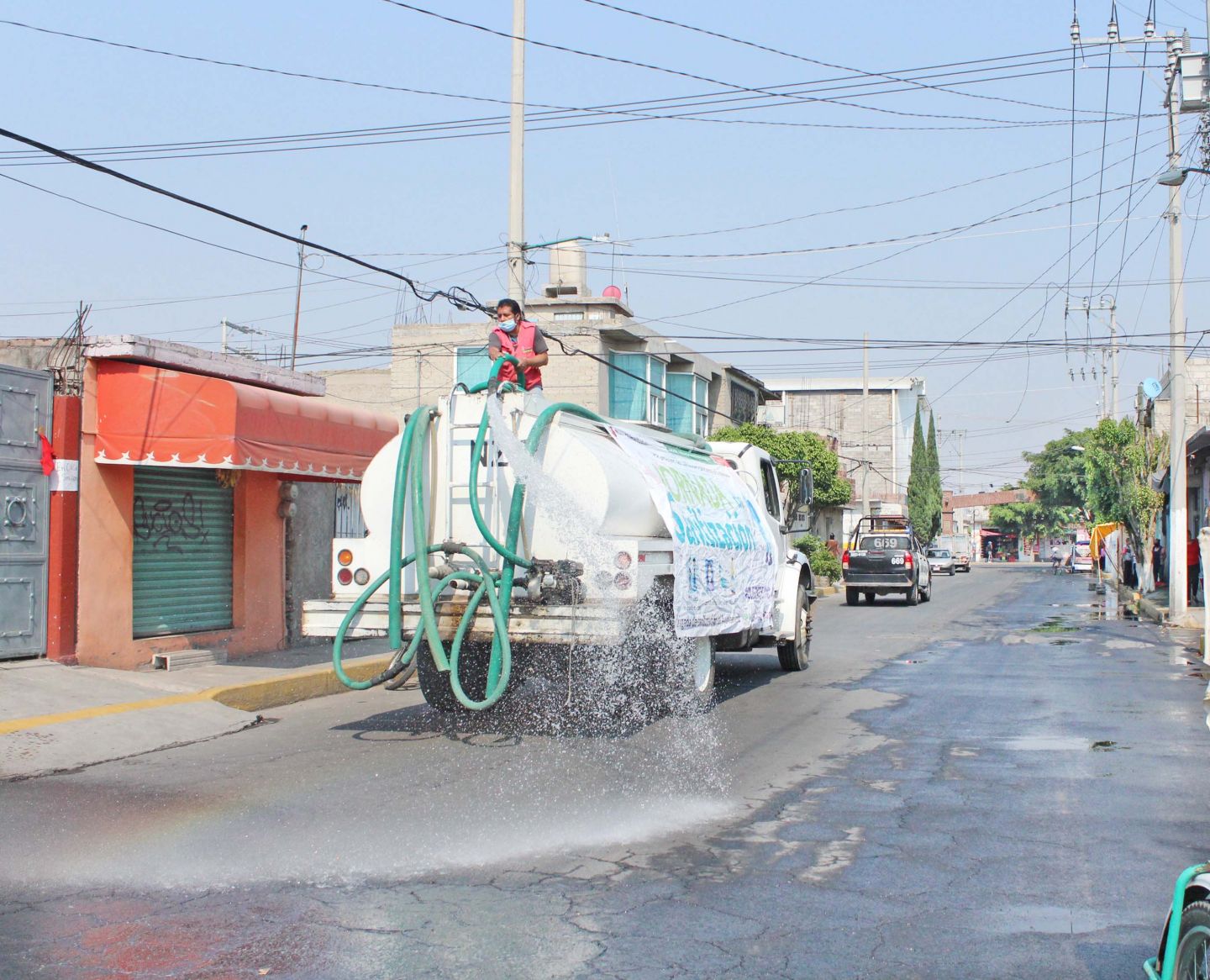 Chimalhuacán refuerza sanitización de vialidades