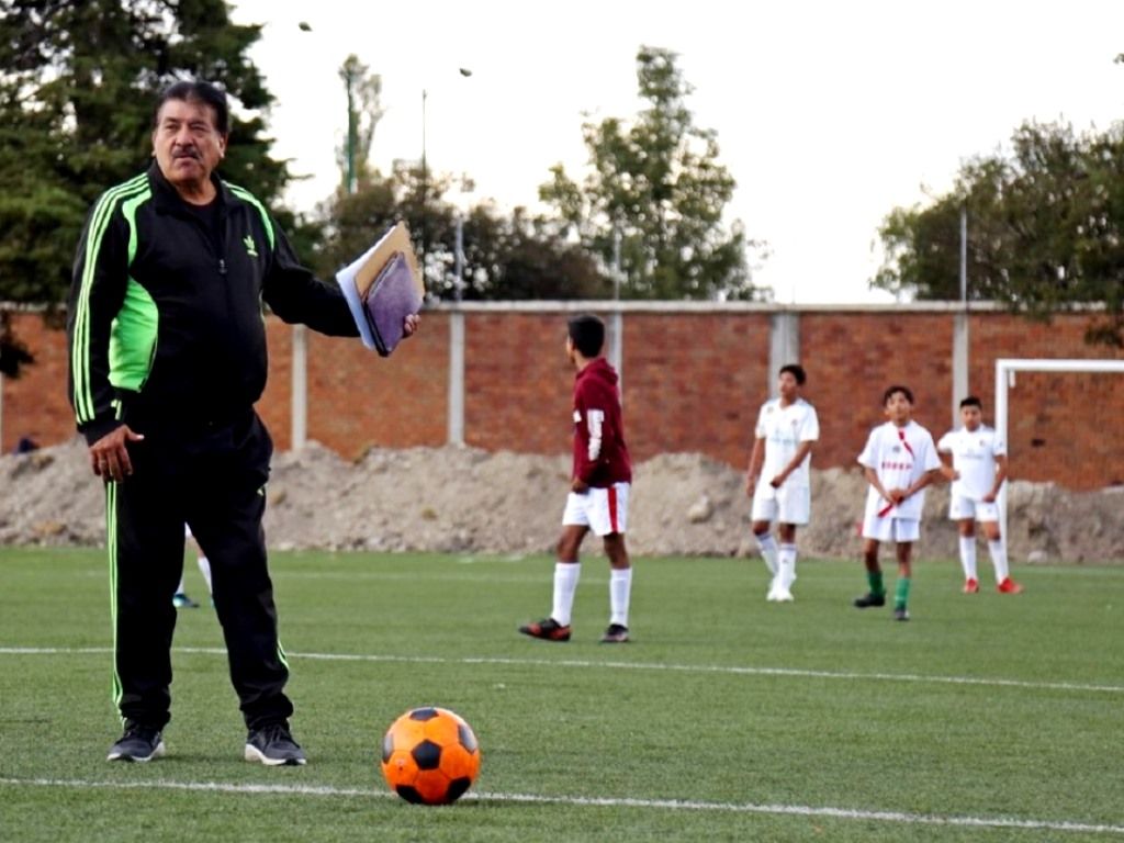 Héctor El pelón Velázquez espera retomar actividades en Centro de Formación de Futbol