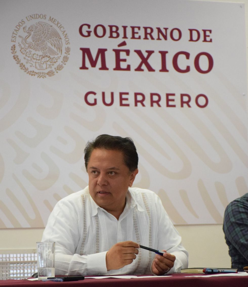 Rechaza Delegado Federal haber dejado ’plantados’ a transportistas de Acapulco.