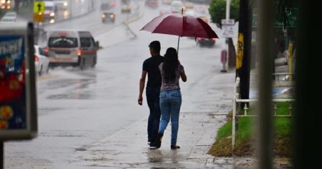 Persistirán las lluvias muy fuertes en Quintana Roo y Yucatán, así
también fuertes en Campeche
