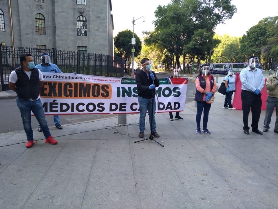 Acuden Chimalhuacanos a la Secretaría de Salud Federal