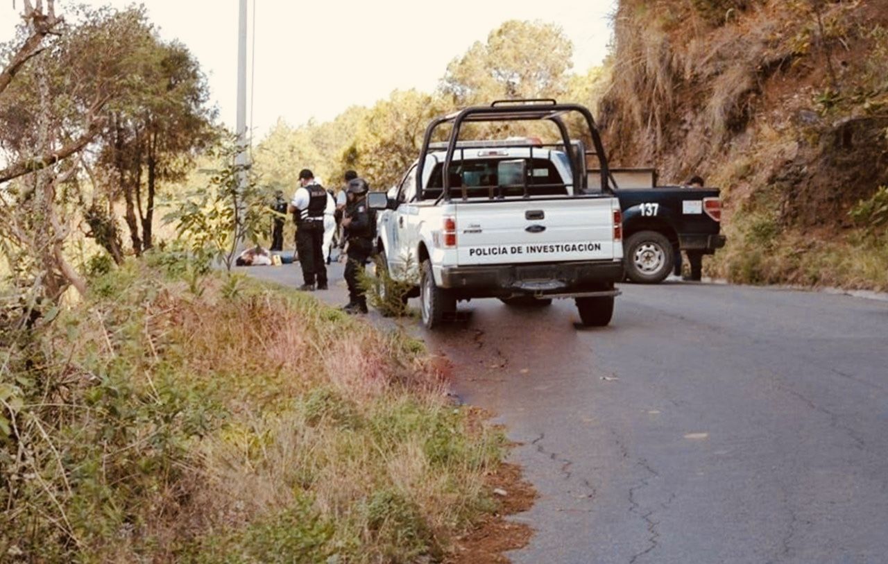 Dejan otros dos ejecutados en carretera de Taxco de Alarcón