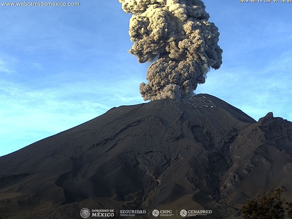 Volcán Popocatépetl registra explosiones durante esta mañana