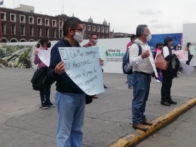 Maestros mexiquenses  reclaman al gobierno del Estado de México pagos atrasados y plazas para 702 docentes