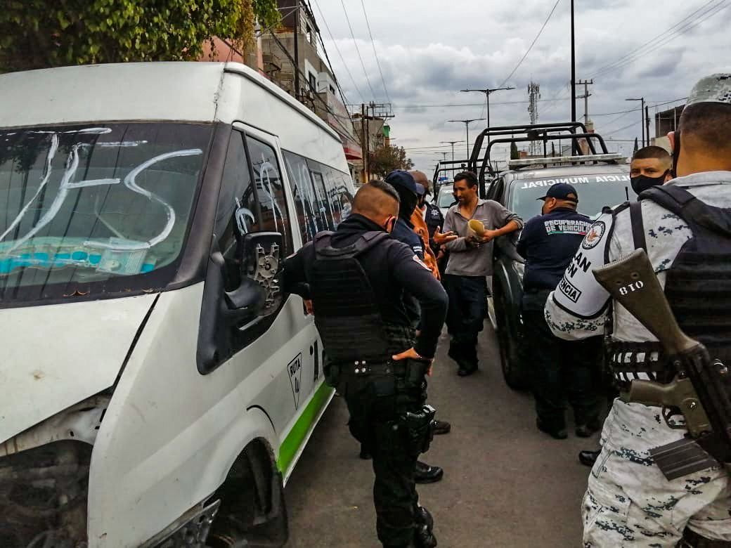 Recuperan policía municipales camioneta con reporte de robo en Valle de Chalco