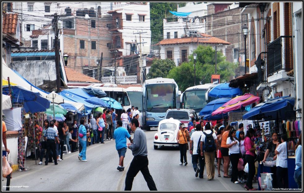 Acuerdan tianguistas de plata de Taxco reabrir hasta el 11 de julio, no el 4: alcalde