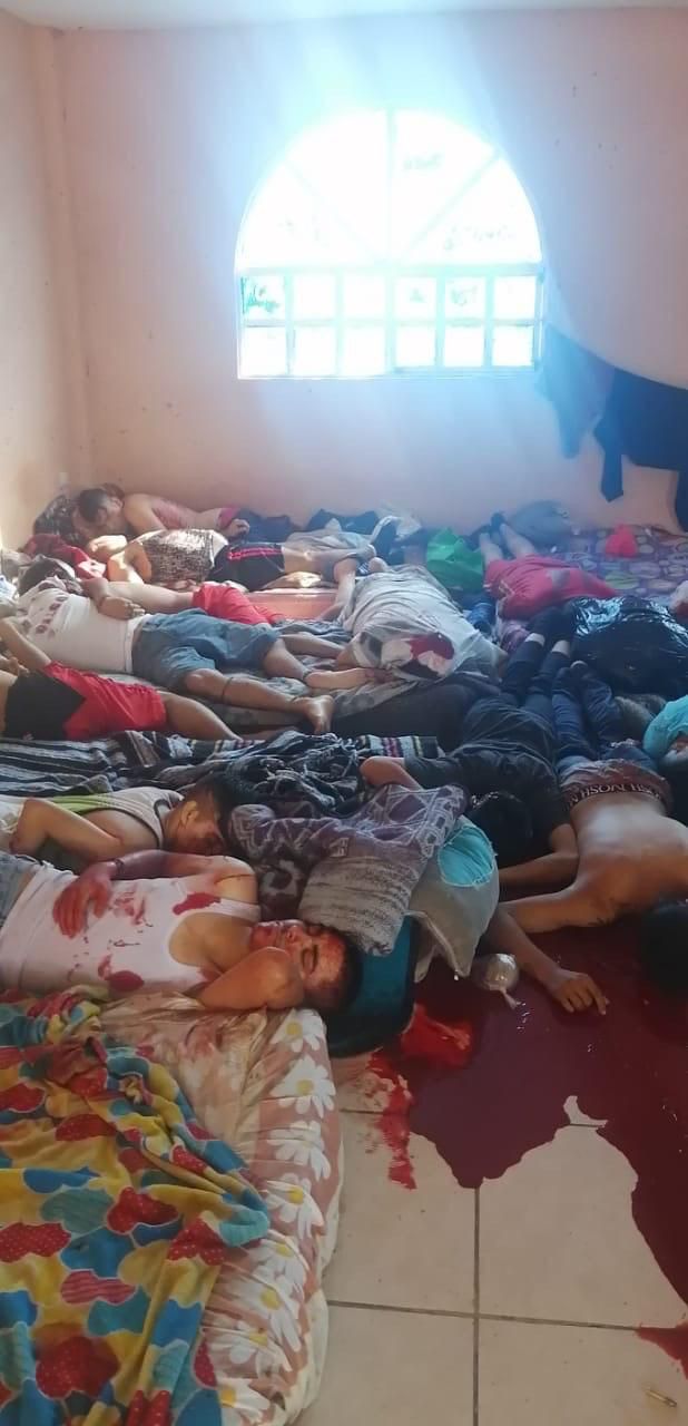 Ejecutan a 24 personas en interior de anexo en Irapuato