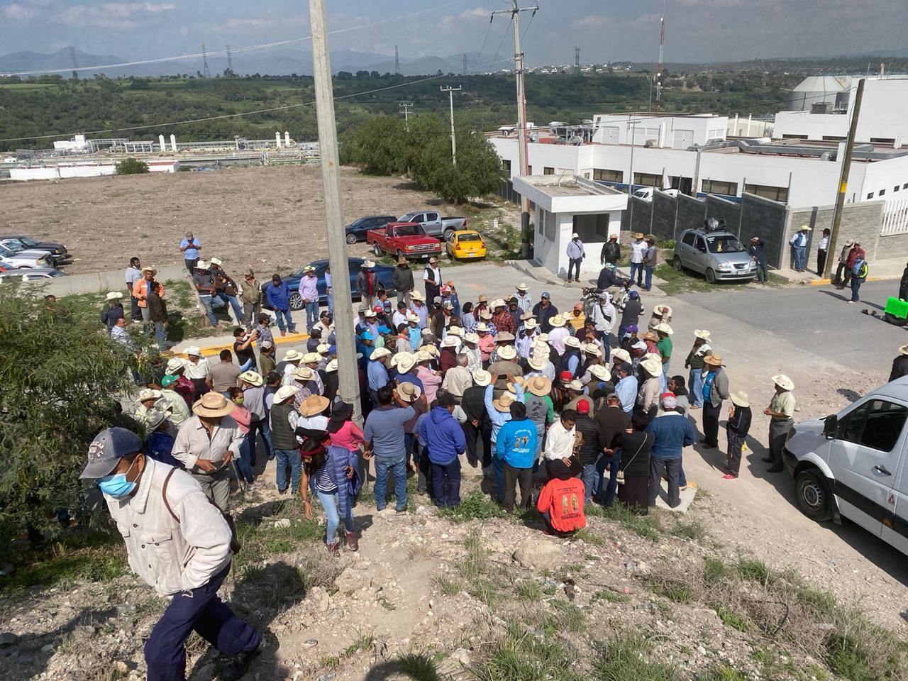 En Hidalgo, se cumplen 24 horas de bloqueo a Planta Tratadora de Agua Residual de Atotonilco de Tula