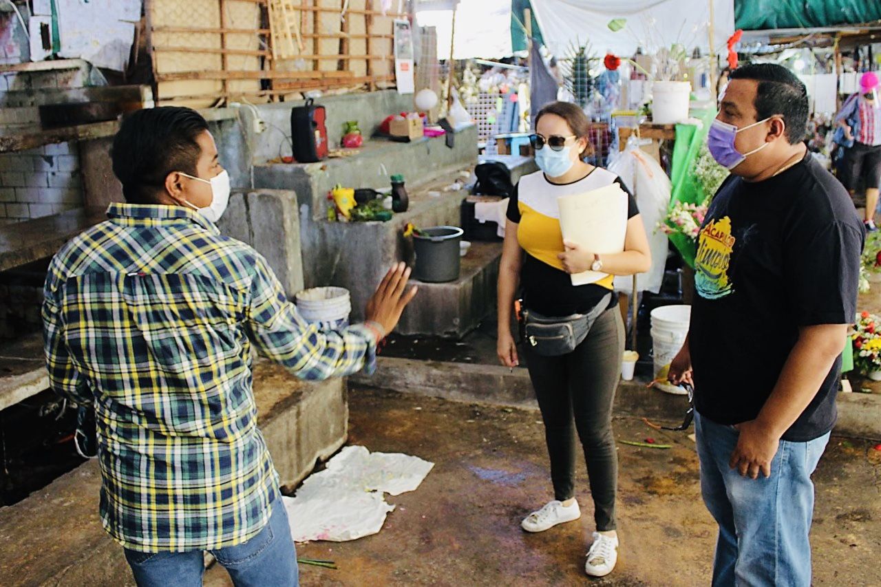Intensifica Gobierno de Acapulco limpieza y desinfección en mercados 