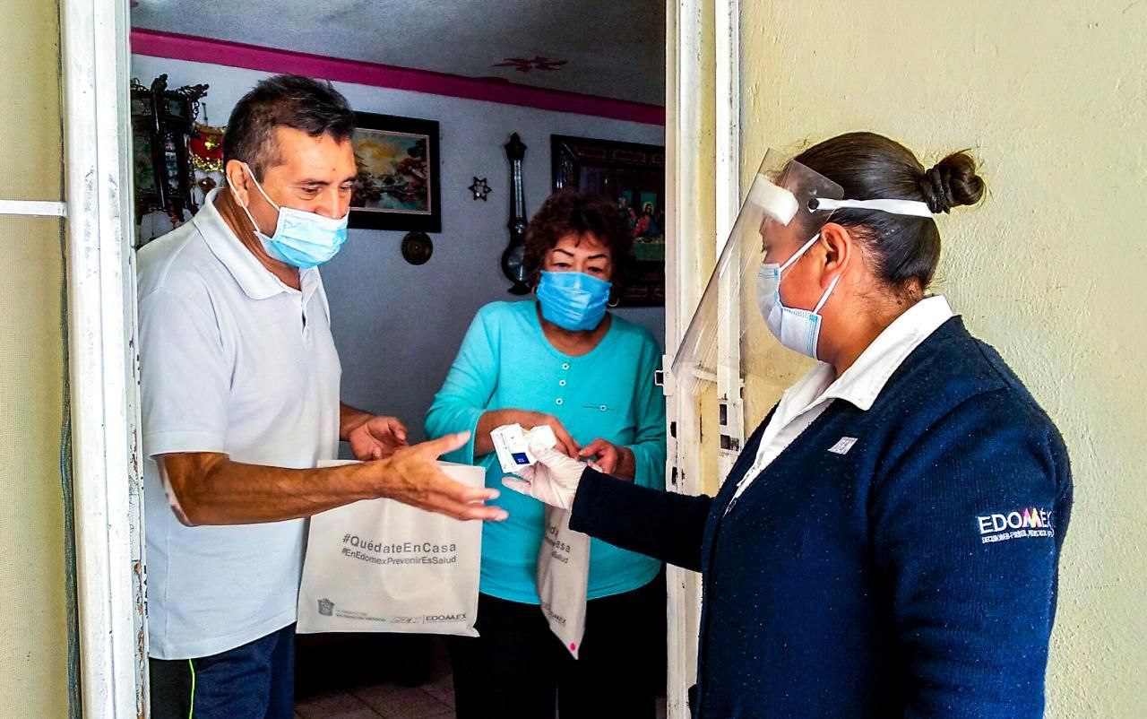 Reciben más de 120 mil pacientes mexiquenses medicamentos en casa para reducir riesgos de contagio por COVID-19