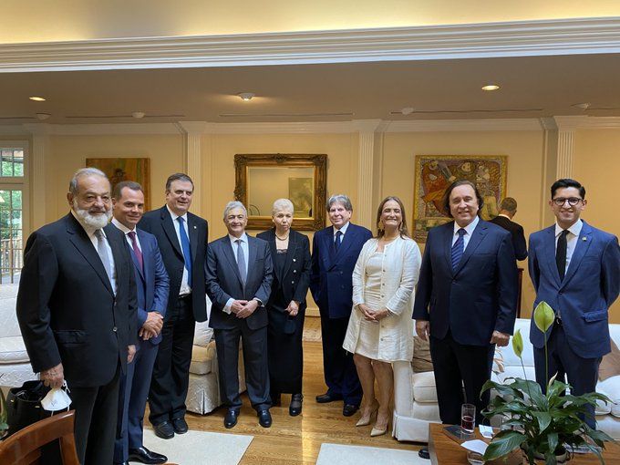 Líderes de negocios en México se reúnen previo a cena con Trump
