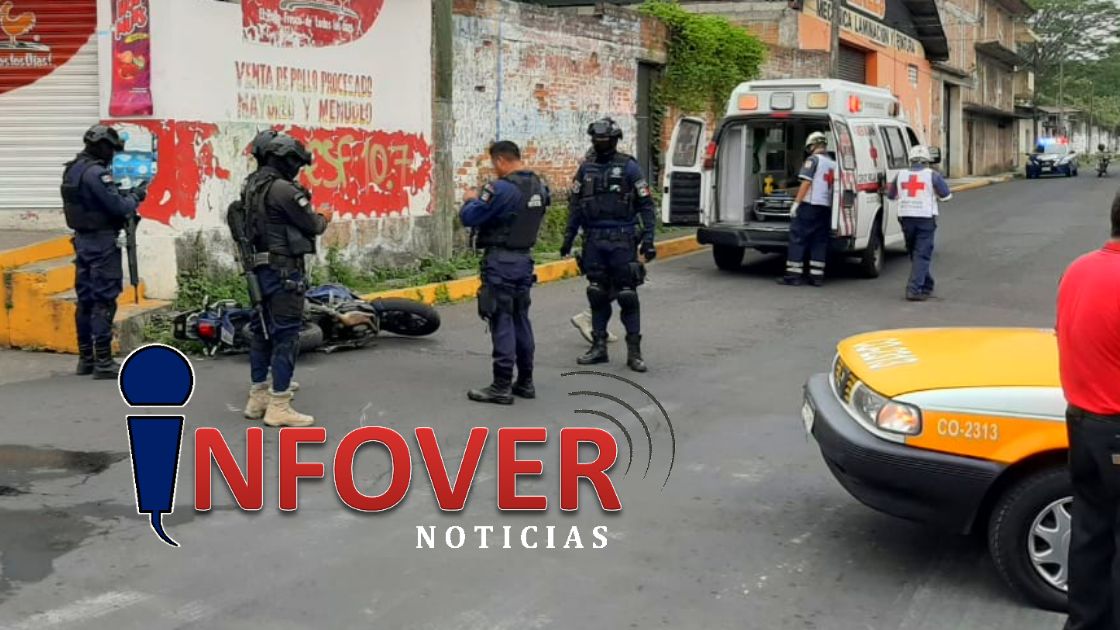 Taxi choca con Policía de SSP de Córdoba
