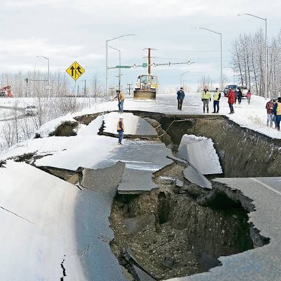 terremoto  en Alaska de magnitud 7.8 se produjo el martes a las 23:12, hora PST, según el Servicio Geológico de Estados Unidos.