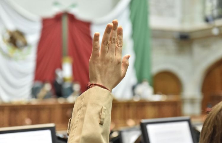 Exhorta Legislatura mexiquense a FGR investigar a Murillo Karam