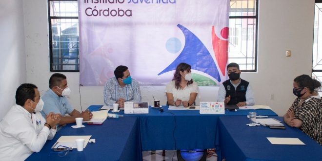 Coordina acciones a favor de la juventud de Córdoba y la región