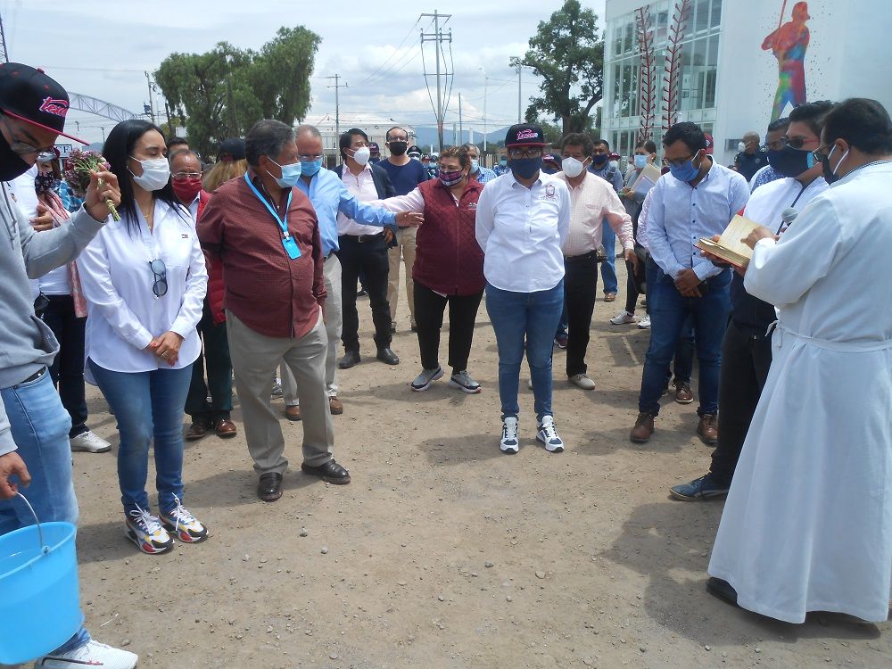 Autoridades entregan patrullas para robustecer la seguridad en Texcoco