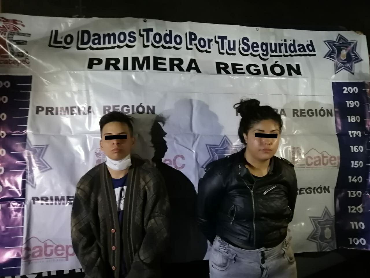 Policías de Ecatepec capturan a  delincuentes que robaron un auto y al intentar huir arrollaron a 3 mujeres