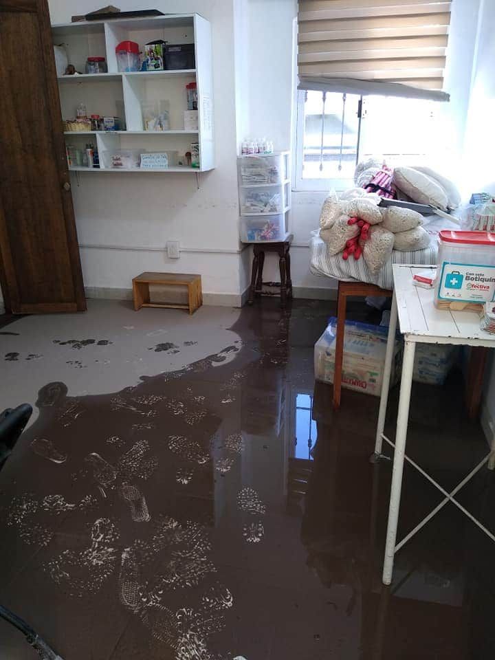 ¡Se inunda albergue para migrantes en Atitalaquia, Hgo!