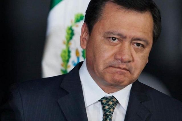 FGR gira orden de aprehensión contra cercanos a Miguel Osorio Chong
