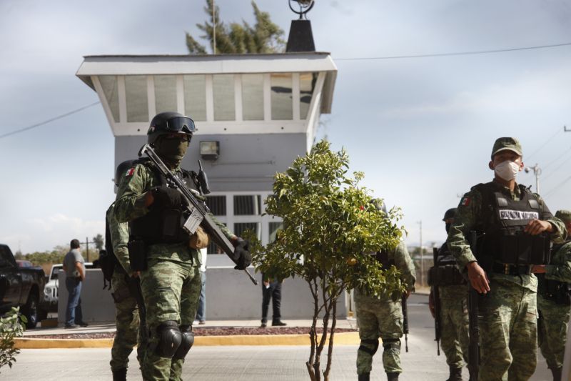 Dictan 20 años de prisión a "El Carrete", líder de "Los Rojos", en México
