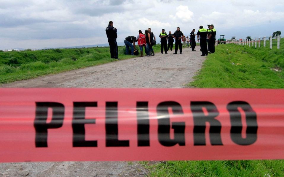 #Horror en Toluca  hoy  fueron hallados los cuerpos de dos hombres ejecutados  en Capultitlán 
