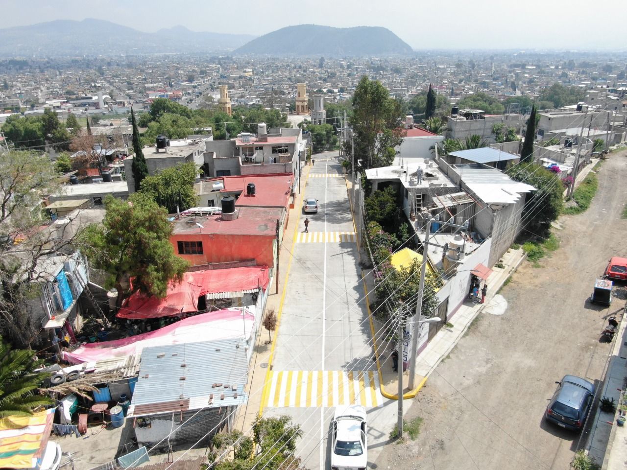 Gobierno de Valle de Chalco construyó pavimentación de la calle Duque de Lerma en la colonia Cerro del Marqués.
