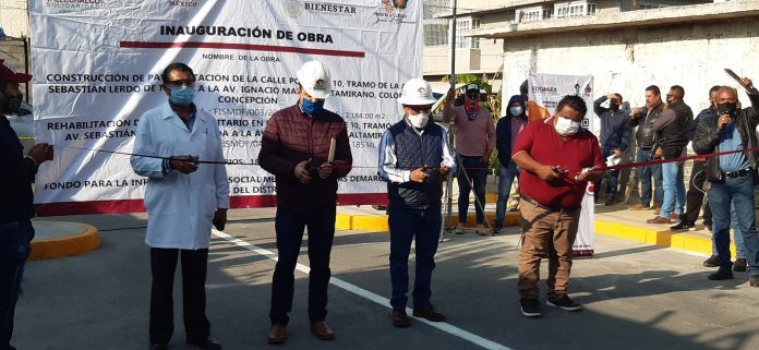 alcalde Armando García Méndez, sigue inaugurando obras en las colonias de Valle de Chalco