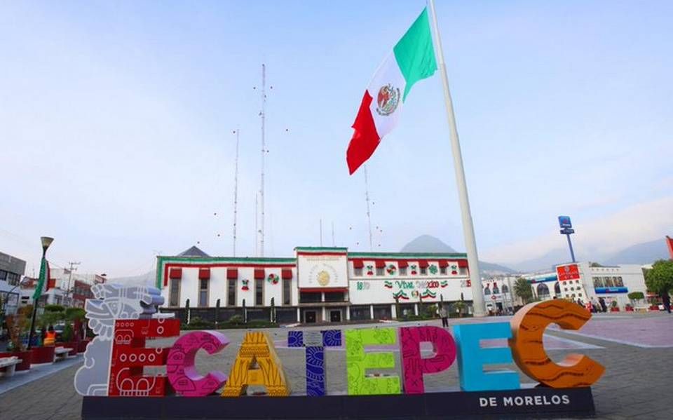 Diputados y líderes vecinales van por mil millones adicionales para Ecatepec
