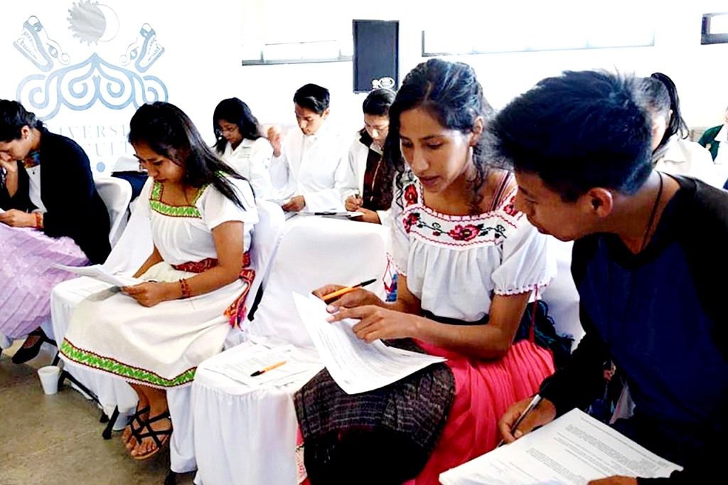 El GEM apoya a mujeres de pueblos originarios para realizar estudios en la Universidad Intercultural