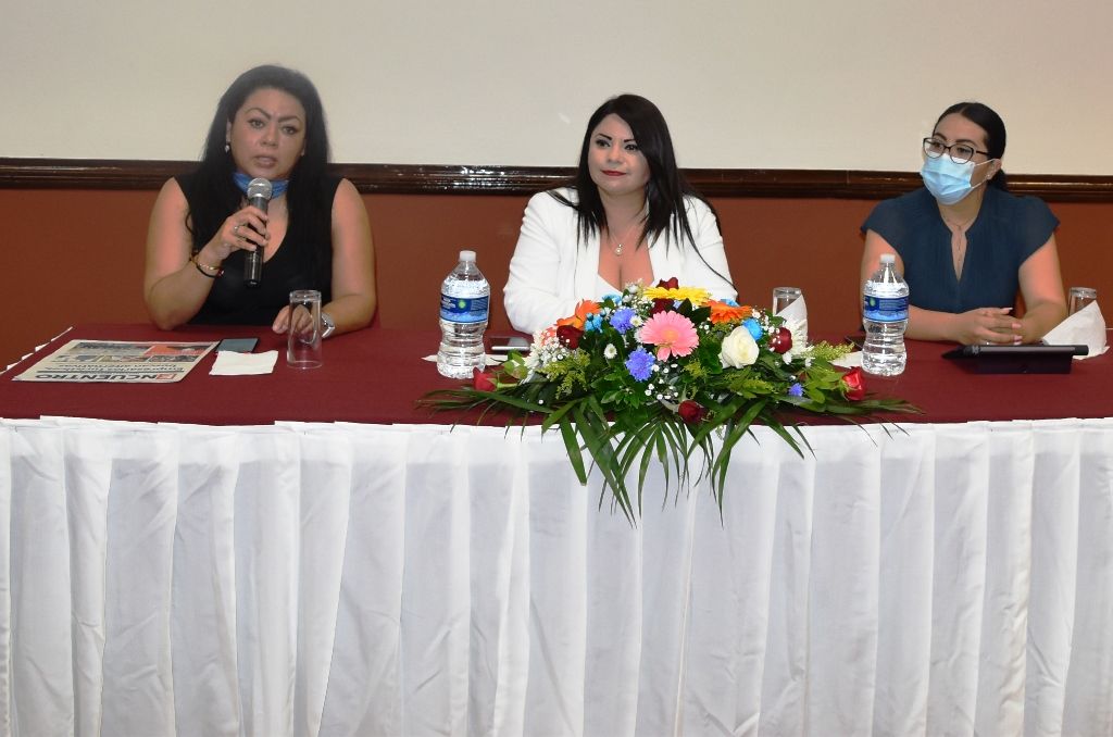 Mirna Acosta interesada en el problema de violencia de género