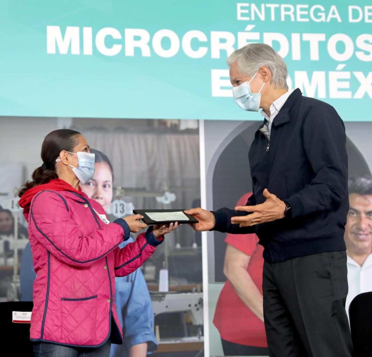 Informa Alfredo del Mazo que 17 mil micro y pequeñas empresas se han beneficiado del programa de microcréditos