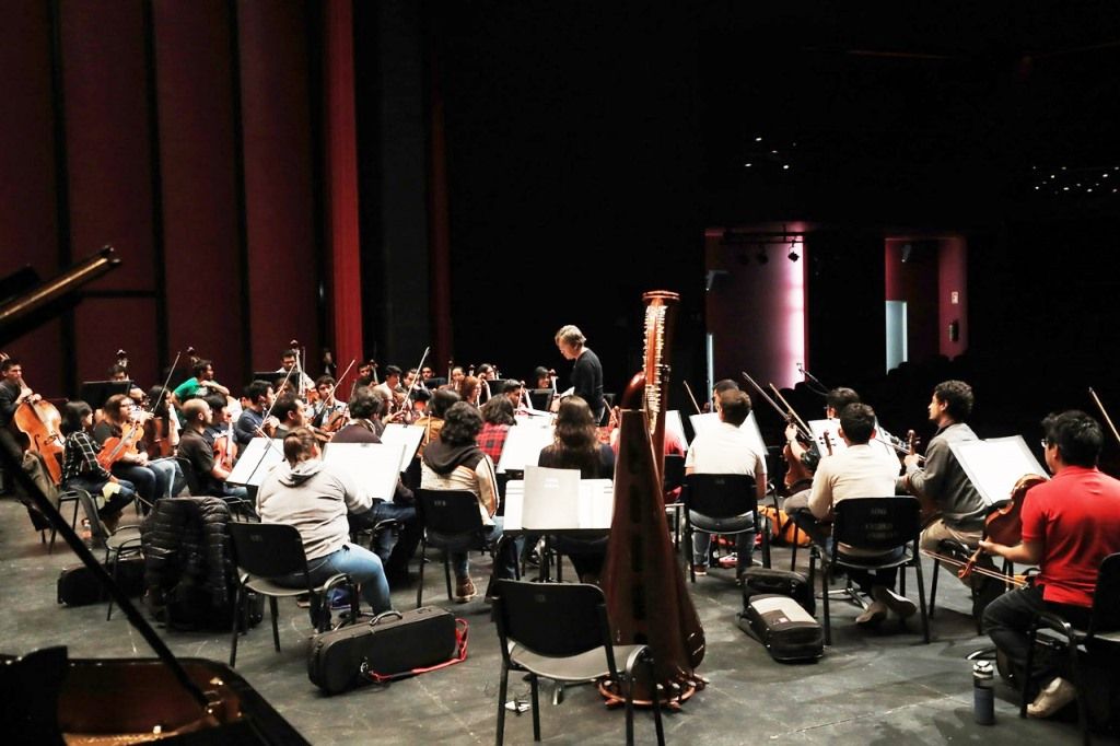 La Orquesta Sinfónica Mexiquense dedica el primer concierto de sexta temporada a personal médico 
