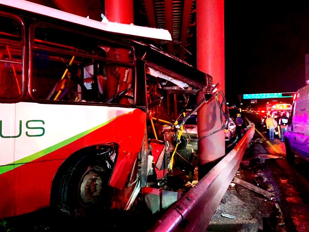 En accidente de Mexibús 11 lesionados 
