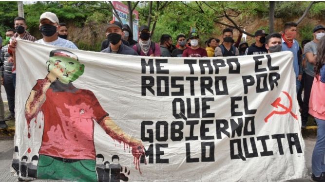Padres de los 43 normalistas de Ayotzinapa piden los  videos del momento de su desaparición 